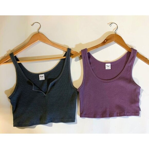 Aritzia Tna‎ Women's Cropped Tank Top ( Lot of 2) Cotton Tanks Size L - Picture 1 of 16
